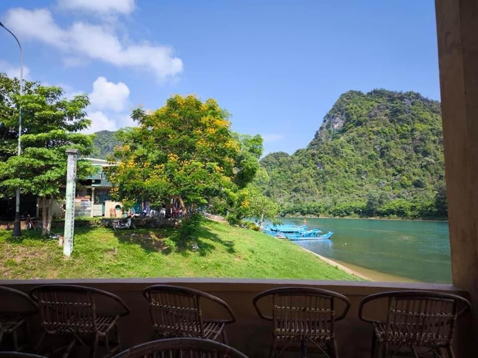 Phong Nha Jasmine Hostel & Roof Top Bar Exterior photo