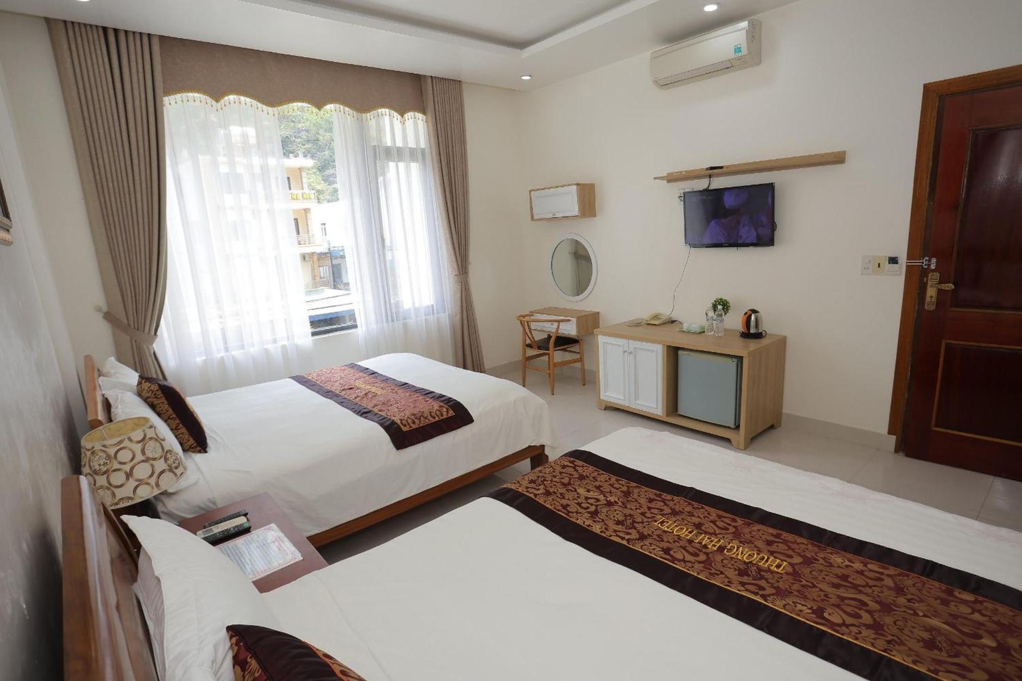 Phong Nha Jasmine Hostel & Roof Top Bar Exterior photo